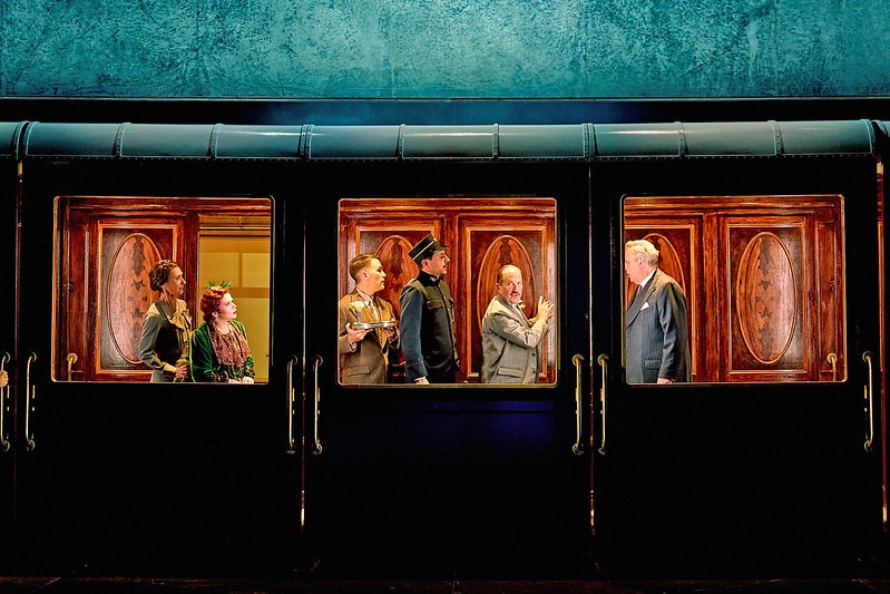 Theatre Review: Murder on the Orient Express, The Lowry, Salford